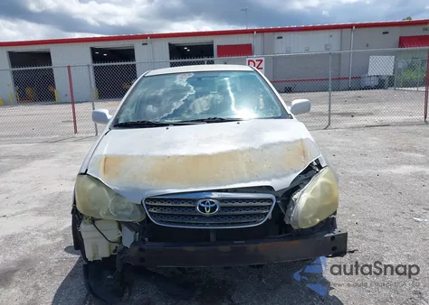 2005 Toyota Corolla S z USA, uszkodzony, nr VIN 1NXBR32E35Z417181